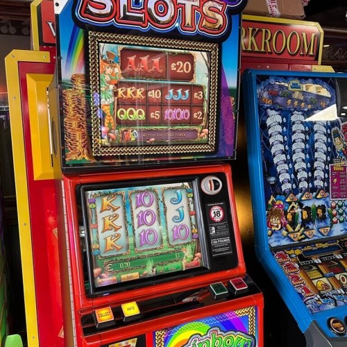 Rainbow Slots - £100 Jackpot